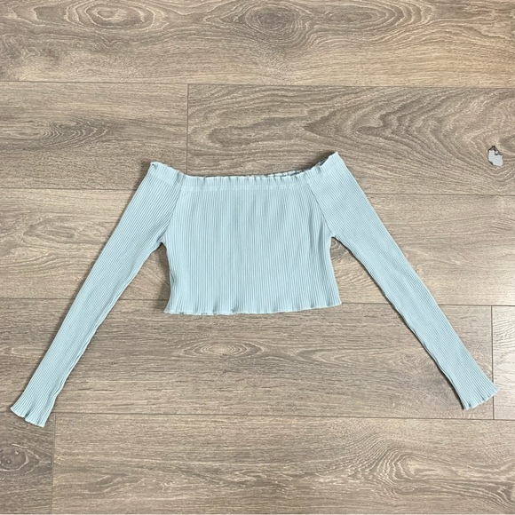 Shein Women’s Off The Shoulder Top Cropped Long Sleeves Pale Blue Size Medium - Picture 6 of 11